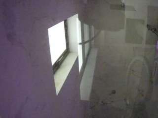 voyeurcam-casa-salsa-bathroom-13