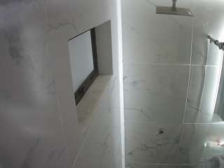 voyeurcam-casa-salsa-bathroom-13