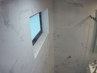 voyeurcam-casa-salsa-bathroom-13