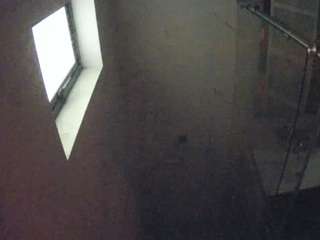 voyeurcam-casa-salsa-bathroom-13