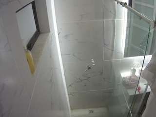 voyeurcam-casa-salsa-bathroom-13