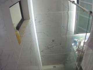 voyeurcam-casa-salsa-bathroom-13