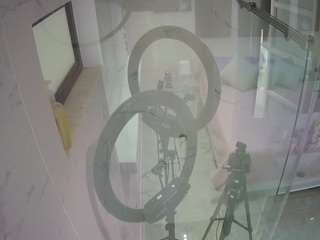 voyeurcam-casa-salsa-bathroom-13