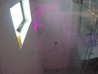 voyeurcam-casa-salsa-bathroom-13