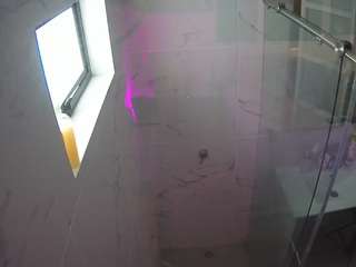 voyeurcam-casa-salsa-bathroom-13