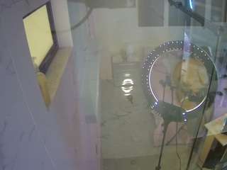 voyeurcam-casa-salsa-bathroom-13