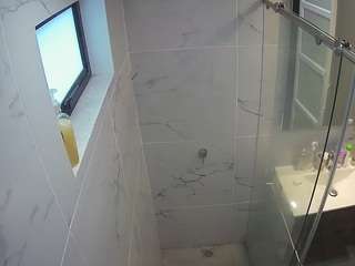 voyeurcam-casa-salsa-bathroom-13