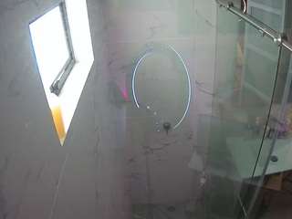 voyeurcam-casa-salsa-bathroom-13