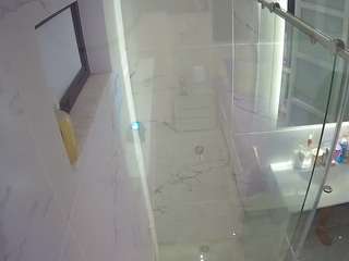 voyeurcam-casa-salsa-bathroom-13