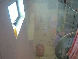 voyeurcam-casa-salsa-bathroom-13