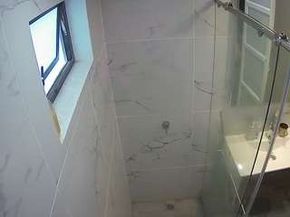 voyeurcam-casa-salsa-bathroom-13