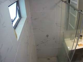 voyeurcam-casa-salsa-bathroom-13