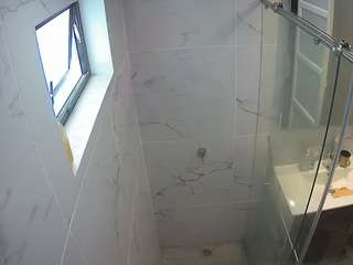 voyeurcam-casa-salsa-bathroom-13