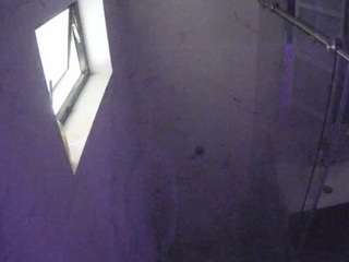 voyeurcam-casa-salsa-bathroom-13