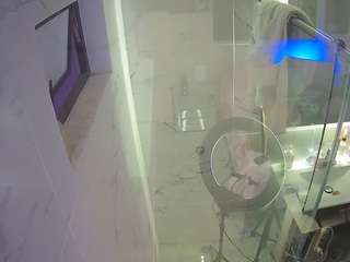 voyeurcam-casa-salsa-bathroom-13