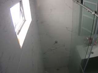 voyeurcam-casa-salsa-bathroom-13