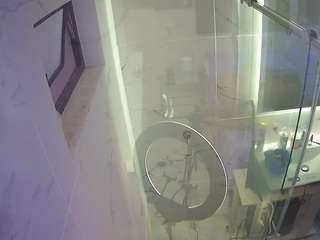 voyeurcam-casa-salsa-bathroom-13