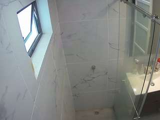 voyeurcam-casa-salsa-bathroom-13