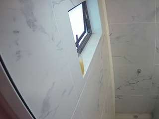 voyeurcam-casa-salsa-bathroom-13