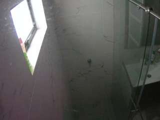 voyeurcam-casa-salsa-bathroom-13