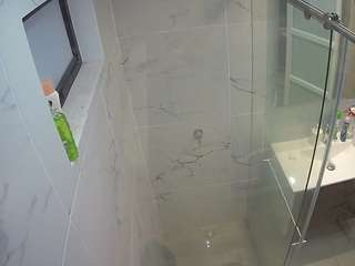 voyeurcam-casa-salsa-bathroom-13