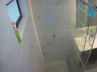 voyeurcam-casa-salsa-bathroom-13
