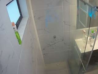 voyeurcam-casa-salsa-bathroom-13