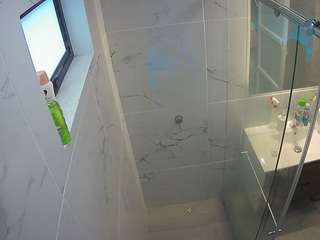 voyeurcam-casa-salsa-bathroom-13