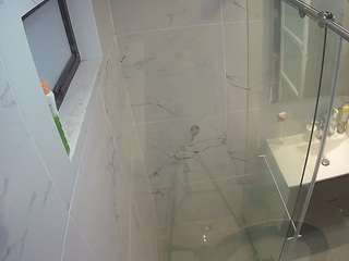 voyeurcam-casa-salsa-bathroom-13