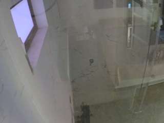 voyeurcam-casa-salsa-bathroom-13