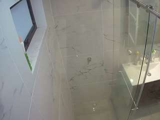 voyeurcam-casa-salsa-bathroom-13