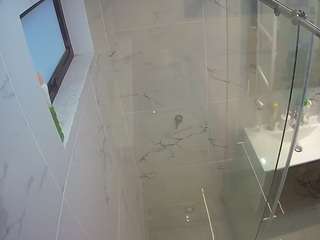 voyeurcam-casa-salsa-bathroom-13