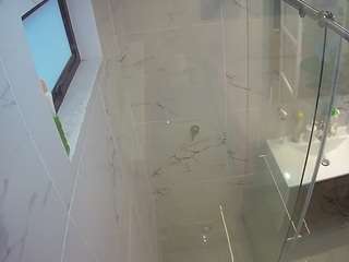 voyeurcam-casa-salsa-bathroom-13