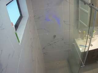 voyeurcam-casa-salsa-bathroom-13