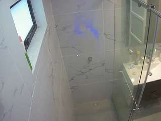 voyeurcam-casa-salsa-bathroom-13