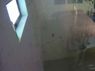 voyeurcam-casa-salsa-bathroom-13