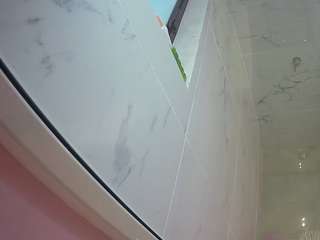 โมเดลนี้กำลังถ่ายทอดสดอยู่. voyeurcam-casa-salsa-bathroom-13