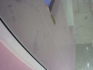 voyeurcam-casa-salsa-bathroom-13