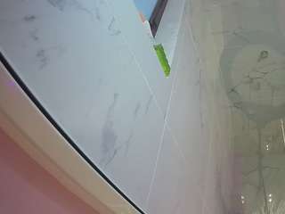 voyeurcam-casa-salsa-bathroom-13