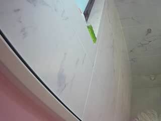 voyeurcam-casa-salsa-bathroom-13
