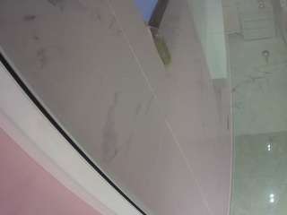 voyeurcam-casa-salsa-bathroom-13