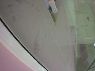 voyeurcam-casa-salsa-bathroom-13
