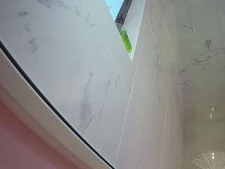 voyeurcam-casa-salsa-bathroom-13