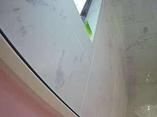 voyeurcam-casa-salsa-bathroom-13