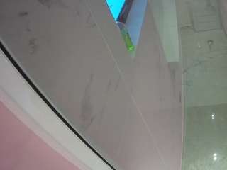 voyeurcam-casa-salsa-bathroom-13