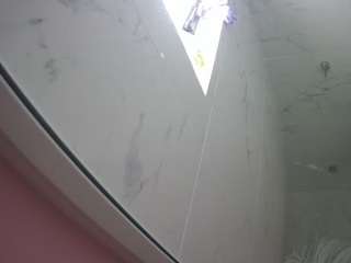 voyeurcam-casa-salsa-bathroom-13