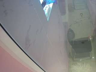 voyeurcam-casa-salsa-bathroom-13