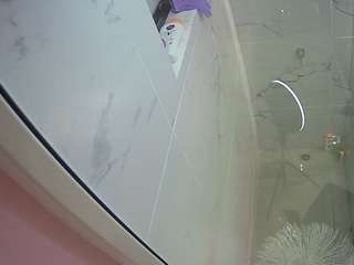 voyeurcam-casa-salsa-bathroom-13