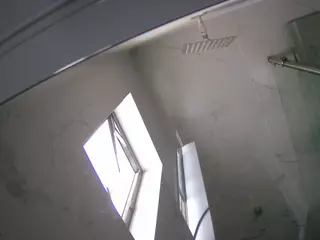 voyeurcam casa salsa bathroom 13's Live Sex Cam Show