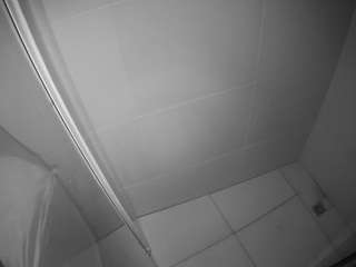 Voyeurcam-casa-salsa-bathroom-8